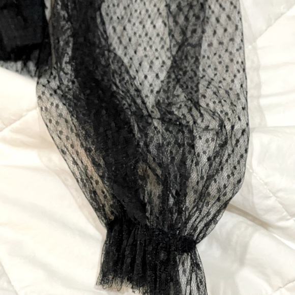 Like new juniper blu cotton/polyester top with sheer sleeves - Picture 4 of 6